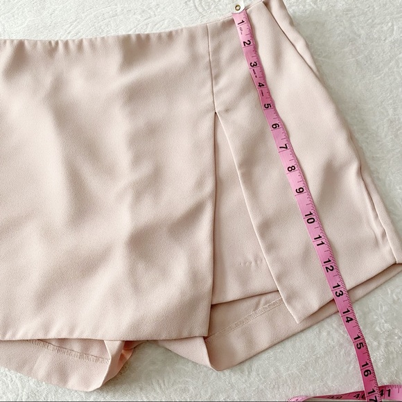 Express Light Pink Skort - Picture 6 of 16